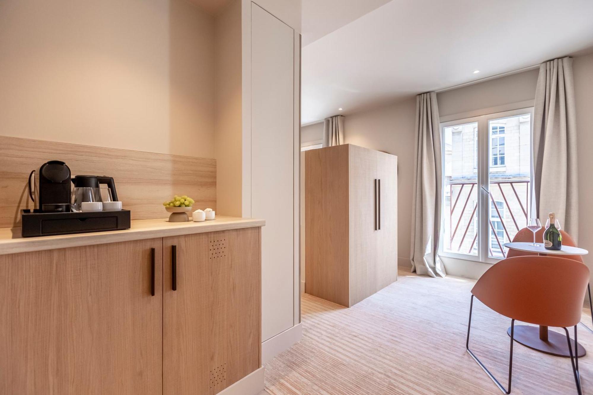 Suite Fl By Sweett Paris Luaran gambar